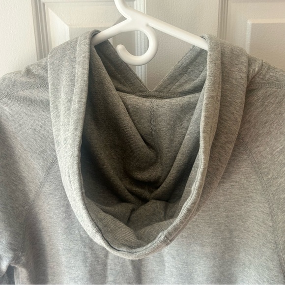 Reigning Champ Slim-Fit Logo Embroidered Pima Cotton Hoodie Heather Grey - Picture 4 of 10